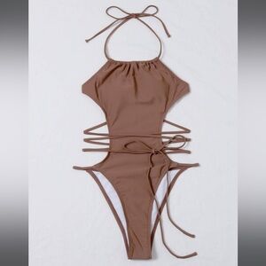 One-piece bathing suit ✨